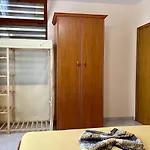 Beachside Family Nest Apt, Spacious & Cozy - By Beta Premium غوليم