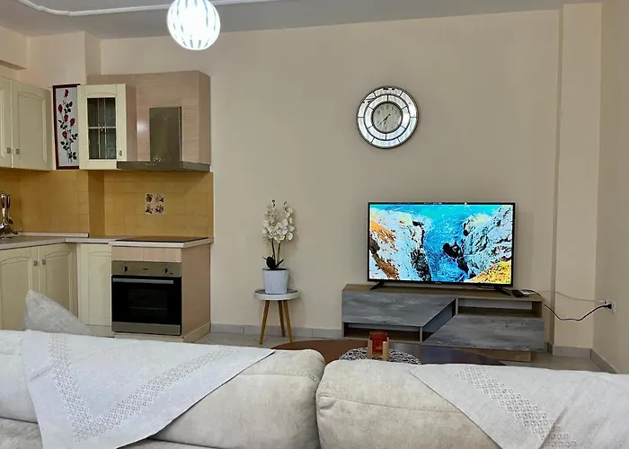 Lejlighed Beachside Family Nest Apt, Spacious & Cozy - By Beta Premium Golem (Tirana)