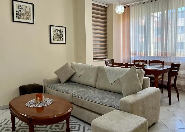 Lejlighed Beachside Family Nest Apt, Spacious & Cozy - By Beta Premium Golem (Tirana)