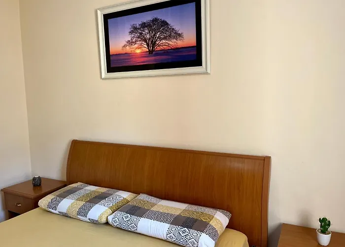 Beachside Family Nest Apt, Spacious & Cozy - By Beta Premium Lejlighed *