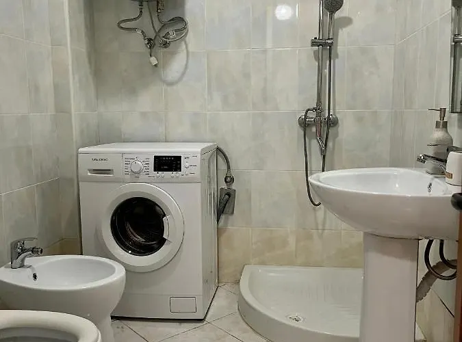 Beachside Family Nest Apt, Spacious & Cozy - By Beta Premium Golem (Tirana)